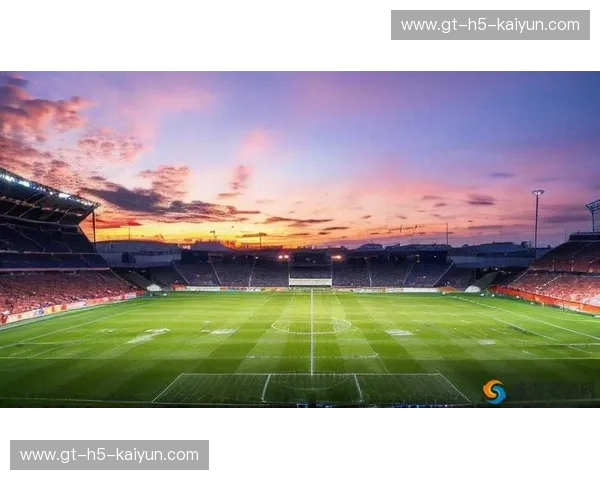 绿茵对决,激情碰撞:上港与马竞的荣耀之约 绿茵对决,激情碰撞:上港与马竞的荣耀之约